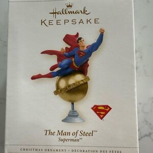 2006 Hallmark Superman Ornament with Red and Blue Cape